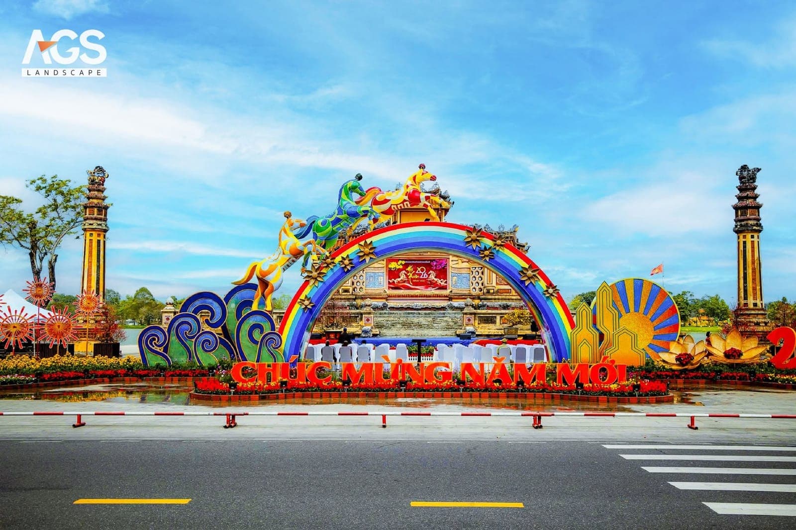 Đường hoa Tết 2026 tại Huế